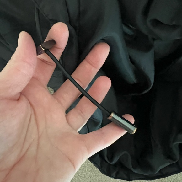 Women’s Kenneth Cole Puffer Jacket - Picture 9 of 9